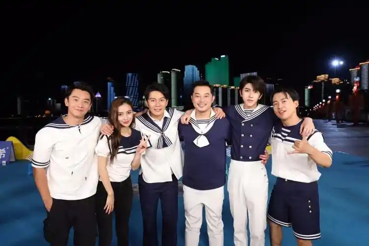 《奔跑吧》收官:就这样,从「初相识」到「一家人」