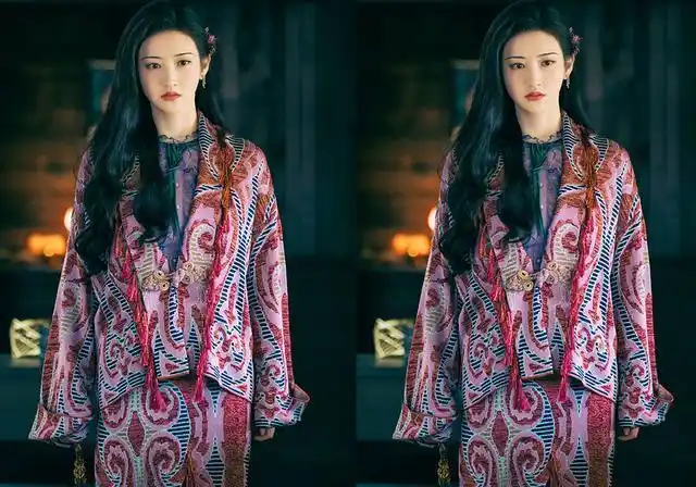 《司藤》景甜的造型好多,白色风衣好温柔,这套纱裙太美了!插图3