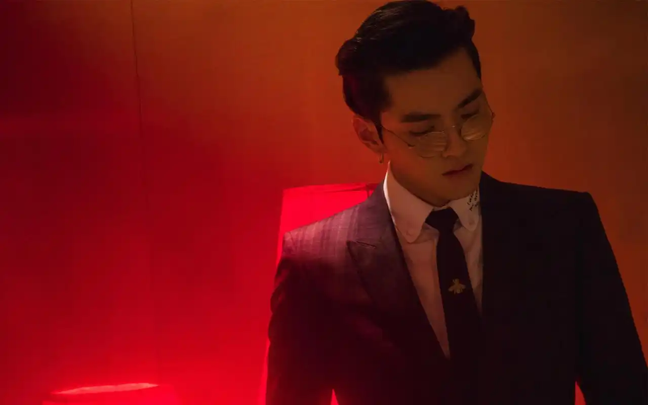 吴亦凡西装个性帅气写真图片桌面壁纸