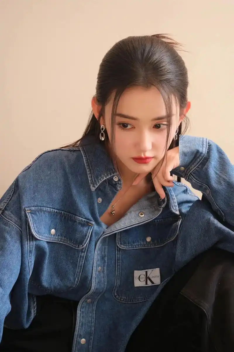 蒋依依你要不要那么酷～#蒋依依 - 抖音