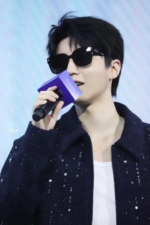 #bolon暴龙眼镜品牌全球代言人王俊凯##bolon王俊凯6周年#