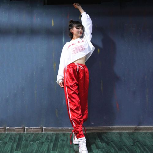 新款学生爵士舞练功服女套装潮舞成人韩版舞蹈服装活动团体演出服