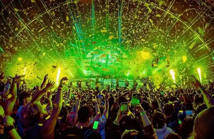 集成灶品牌帅丰电器独家冠名的氧气baobao音乐节即将开唱想去现场的小