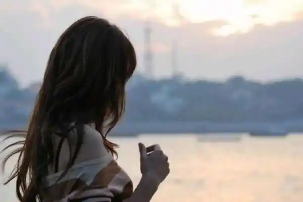 爱情伤感图片――路人