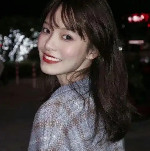 神仙颜值的美女头像