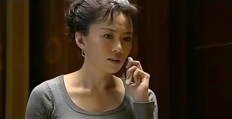 神圣使命吴达功的妻子接到这样的电话,让她的心一下跌倒谷底_网易视频