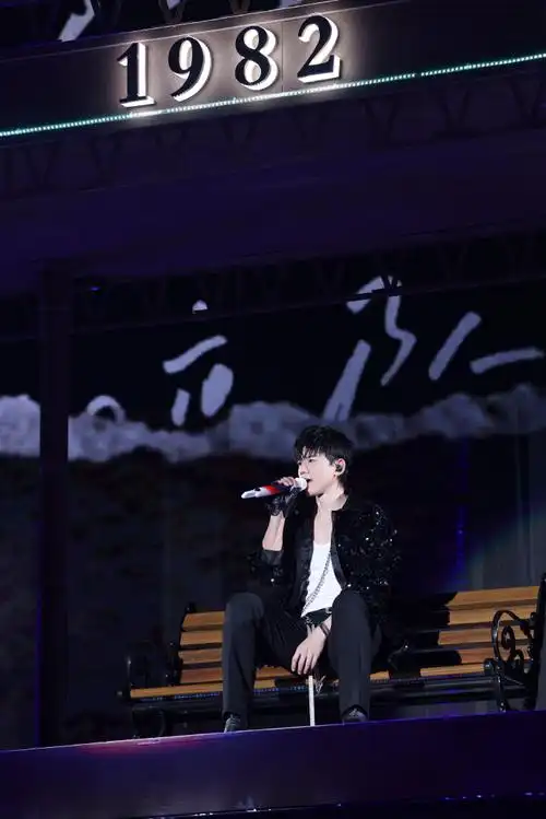 张杰未live巡回演唱会##张杰未live开往1982巡回演唱会