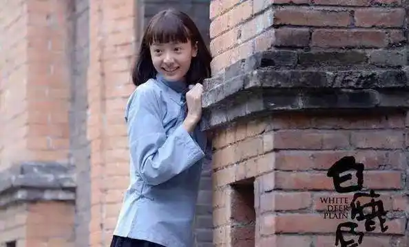 为何?最近,又在《白鹿原》中扮演白灵,张嘉译扮演的白嘉轩的女儿.