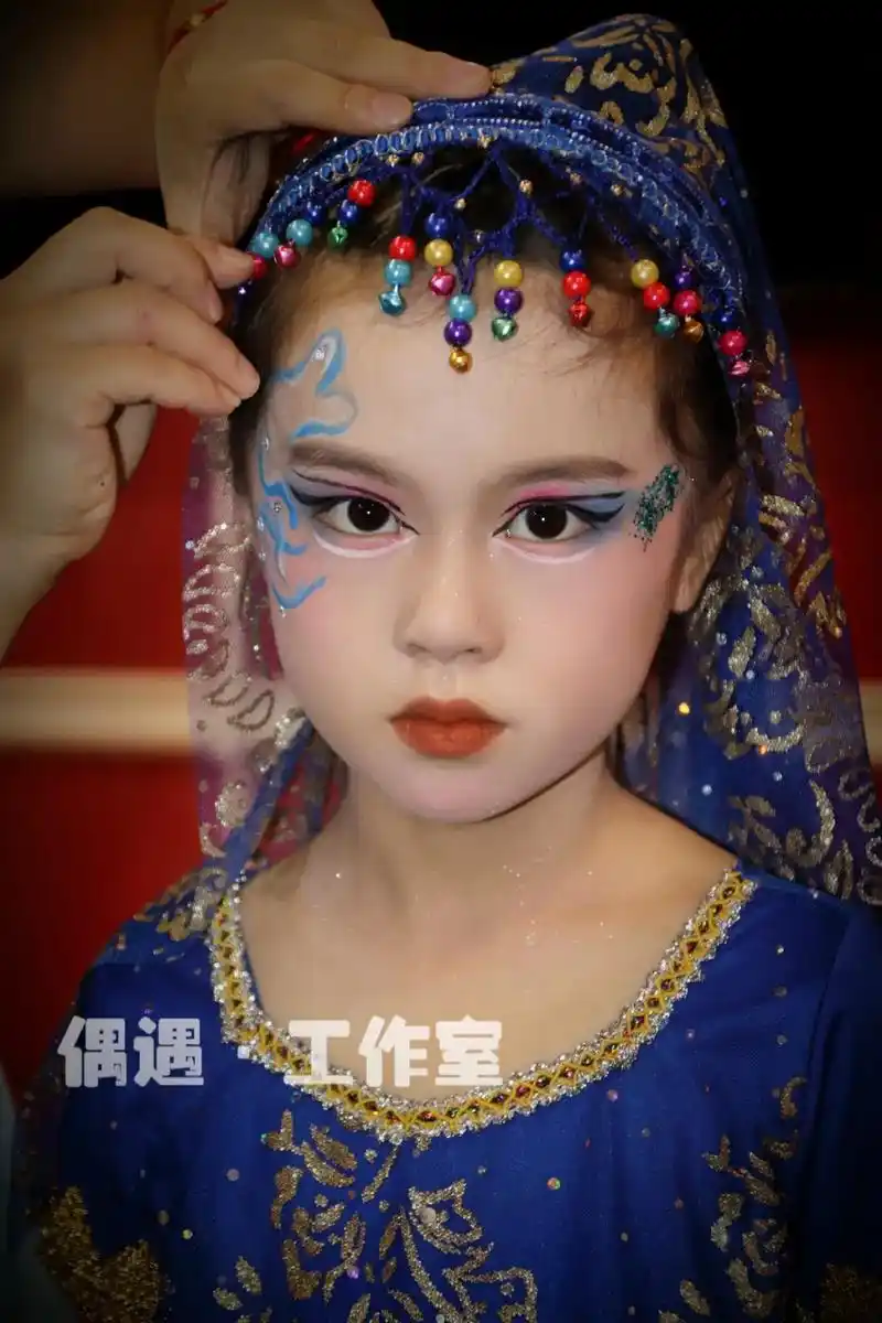 儿童舞台妆