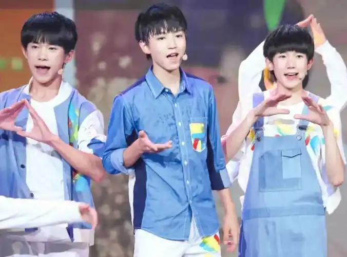 tfboys彩排画面曝光易烊千玺王俊凯王源有说有笑破除不和传闻