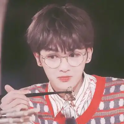 粉色朱正廷头像 - 高清图片,堆糖,美图壁纸兴趣社区