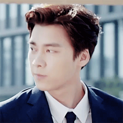 李易峰微笑动图