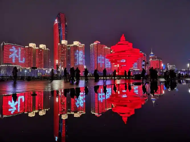 青岛五四广场初一夜景