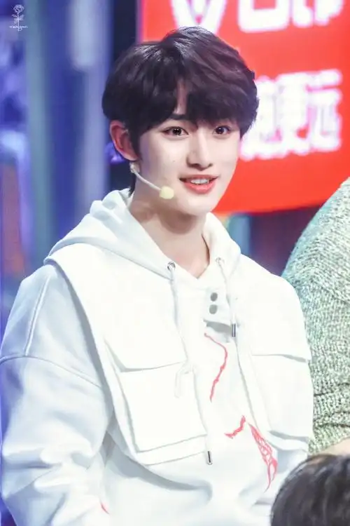 丁程鑫接招吧前辈