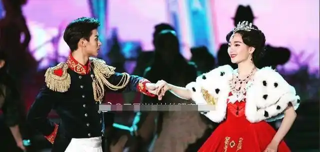 小鬼鲁芳岐恋情曝光,连洗的余地都没有!