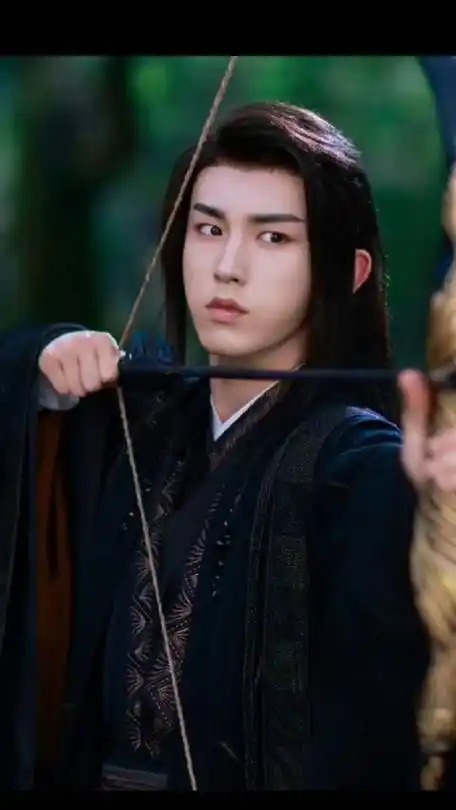 郭俊辰花戎一秒白切黑