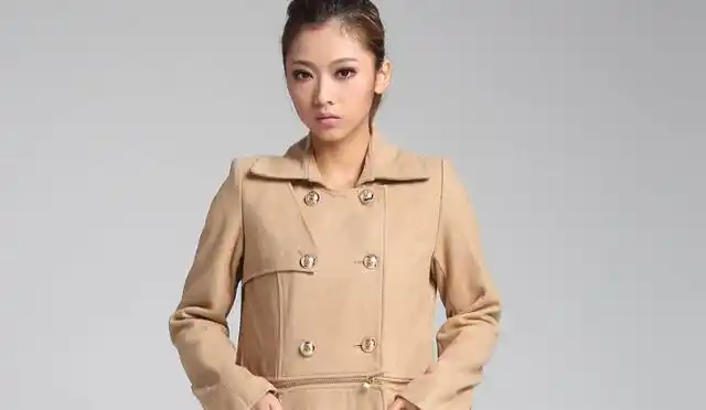 1,卡其色不论什么年纪都可以穿,衣服颜色在年龄限并没有一个定论,而是