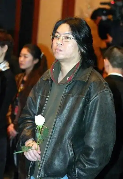 高晓松的显赫家世图解 风流才子放浪情史