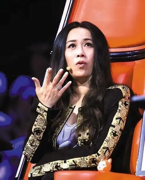 那英不再隐忍终于说出抵制刀郎的实情才明白刀郎有多委屈