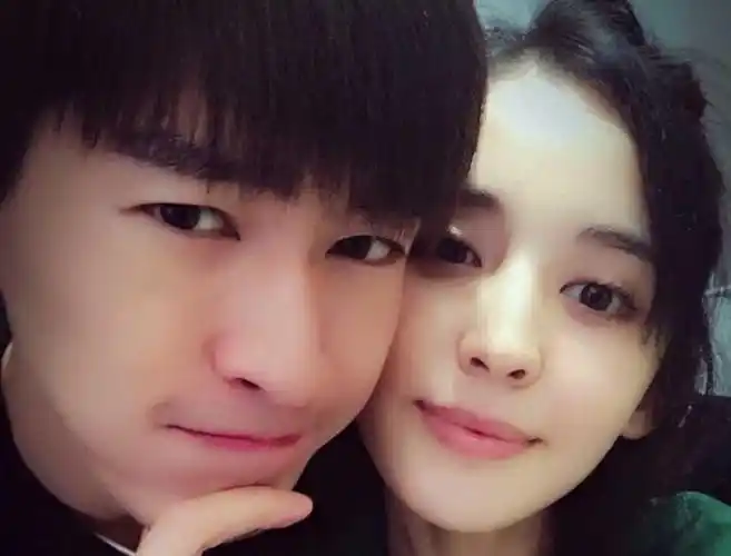 古力娜扎:私密照屡次被男友曝光,一向是清纯人设瞬间崩塌