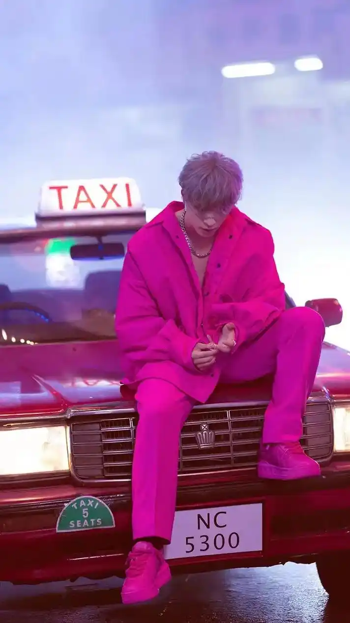 张艺兴新专辑《面纱》高清图.帅气的兴哥,大家一定要多多支持我 - 抖