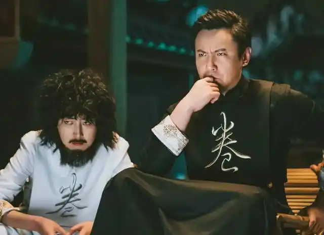 《羞羞的铁拳》:极具反差的喜剧片,旧梗玩出新花样