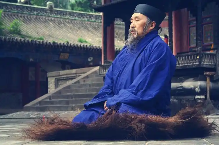 道教修炼最讲一个"静"字,静字贯穿修炼之始终.