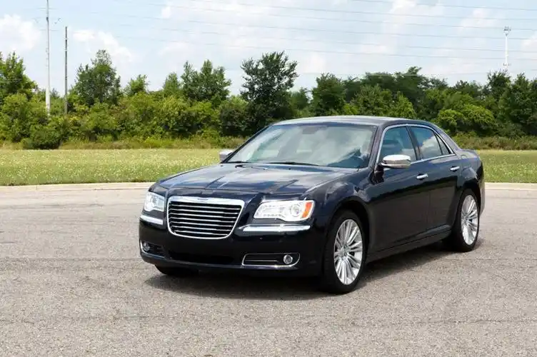 克莱斯勒300c(进口)
