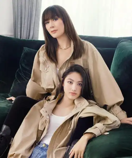 回顾港圈星二代们样貌大变徐少强女儿颜值逆天有人比妈妈还美