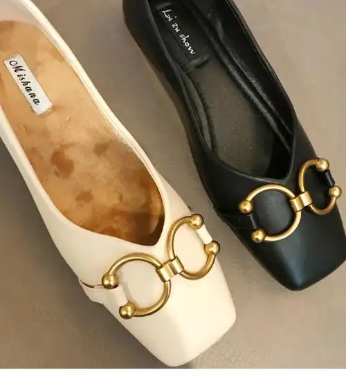 瓢鞋 杏色 38品牌: 达芙妮(daphne) 商品名称:达芙妮方头单鞋女2021