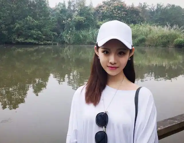 创造101王婷是哪里人年龄多大了 moi组合成员王婷个人资料