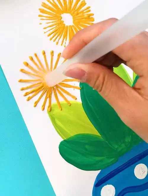 用过的吸管不要扔,可以画这样一幅漂亮的《吸管花》