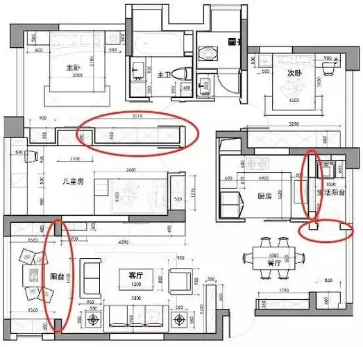 1,将进门鞋柜改到左边和客厅边上高柜形成一体.
