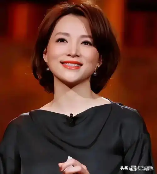 央视主持人加入新血液,近年淡出视线的董卿,还会重回荧幕吗?