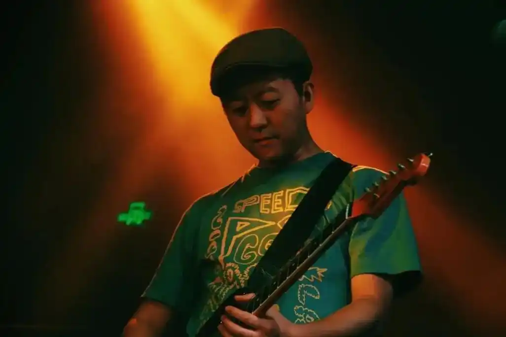 北京新声地下婴儿,期待觉醒之时.#摇滚图鉴 #中国摇滚纪录  - 抖音