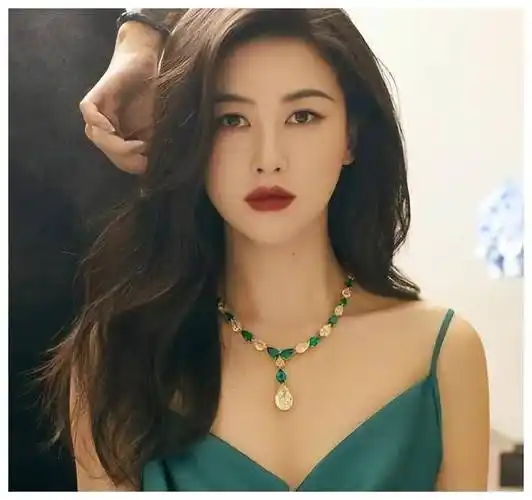 出生遗传贵公主命运,却竟与"老赖"结合,惹人瞩目_朱珠_故事_爱情