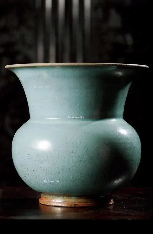 3748明天青釉钧窑渣斗式花盆