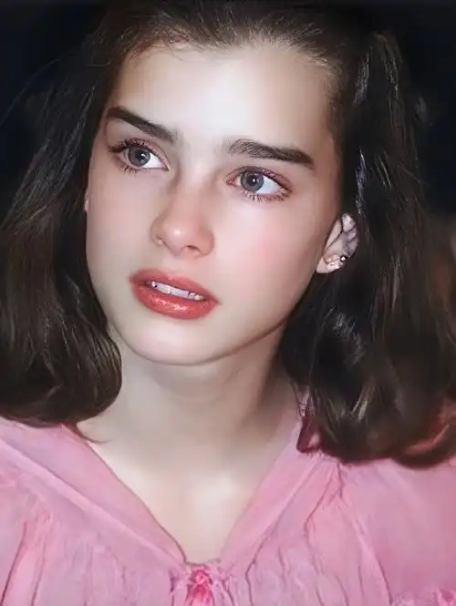 世界上最美的女孩 世界上最美的女神照片-佳迪双