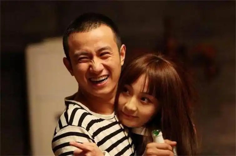 姚笛被曝与未婚夫分手和文章复合?一个月前两人还在合体秀恩爱