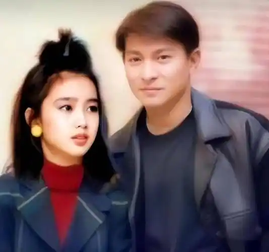 刘德华妻女很少露面,朱丽倩身材肥胖,女儿看上去甜美有母性,复制粘贴