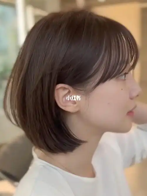 女生超短发分享挂耳刘海短发