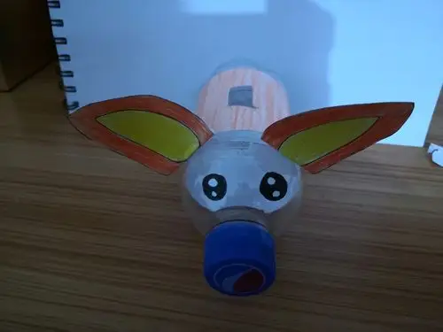 合肥鹤琴幼儿园手工活动:矿泉水瓶用处多