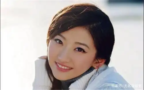 景甜十年前有多美?生图曝光,素颜出镜证明不愧美女称号!