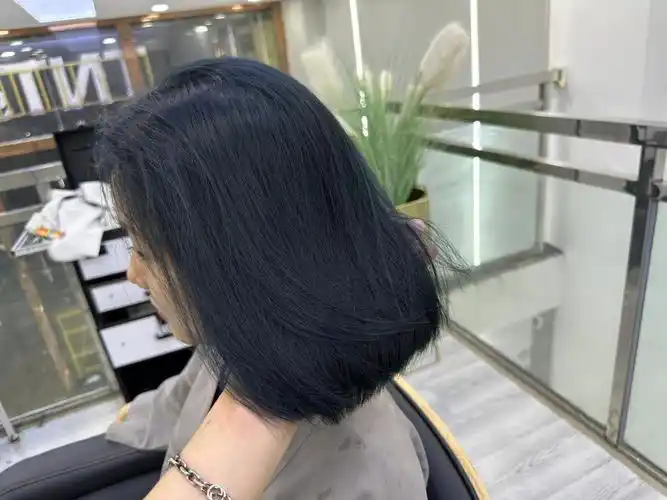 雾蓝灰不退不漂显白发色