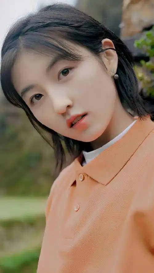 清秀少女张子枫可爱俏皮迷人写真,高清图片,手机锁屏桌面-壁纸族