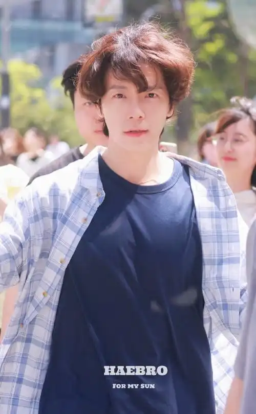 李东海饭拍##李东海创作才子