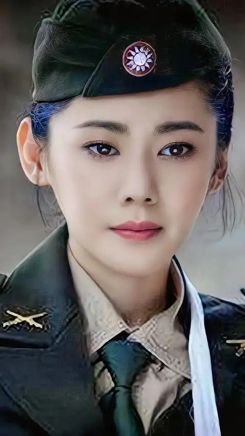 穿军装的女星,哪位是你心中的女神呢?