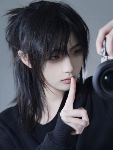 武士头假发男日系少年感中分刘海酷帅狼尾鲻鱼头修脸cos整顶发套