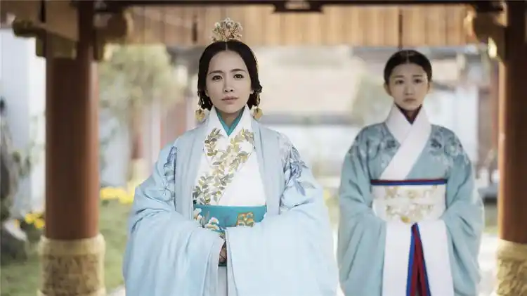 李春嫒"吃鸡"难逃"真香定律" ,《皓镧传》岫玉下线观众不舍