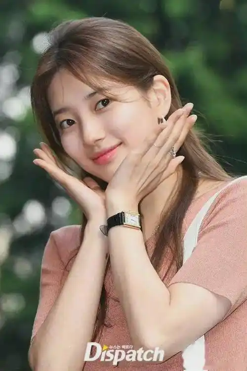 秀智的"土憨感"是怎么消失的?_眼影_睫毛_单眼皮